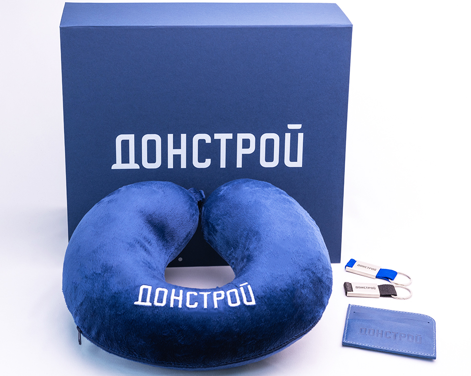 Подушка-мерч