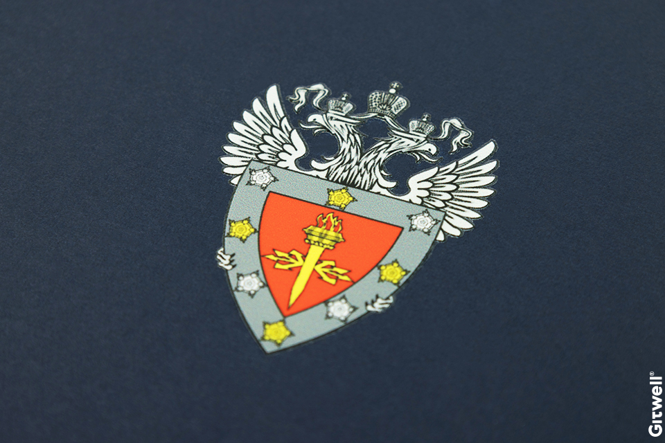 Примеры корпоративных подарков для ФСТЭК подарочный набор герб с логотипом