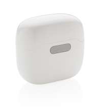 Наушники TWS в чехле для зарядки со встроенным стерилизатором UV-C