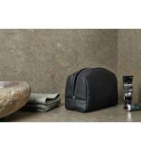 Косметичка VINGA Bermond из переработанного полиуретана RCS