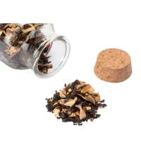 Чай черный, с соком имбиря, кусочками апельсина и малины