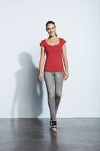 Футболка женская MELROSE 150 с глубоким вырезом, красная