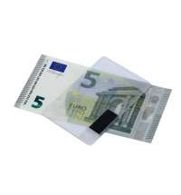 USB 2.0- флешка на 8 Гб в виде прозрачной пластиковой карты