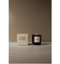 Большая ароматическая свеча VINGA Nordic Essence в стекле
