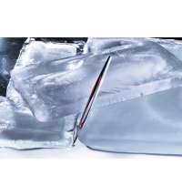 Вечная ручка Pininfarina Aero RED