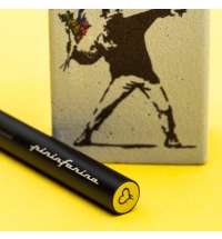 Набор Pininfarina Banksy Метатель цветов: карандаш SMART с бетонной подставкой