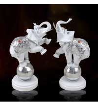 Набор статуэток &amp;quot;Слоны на шарах&amp;quot;