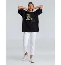 Футболка оверсайз &laquo;He is So Pretty. Давид&raquo;, черная