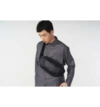 Наплечная сумка KORIN FlipSling 32х16х10 см, черная