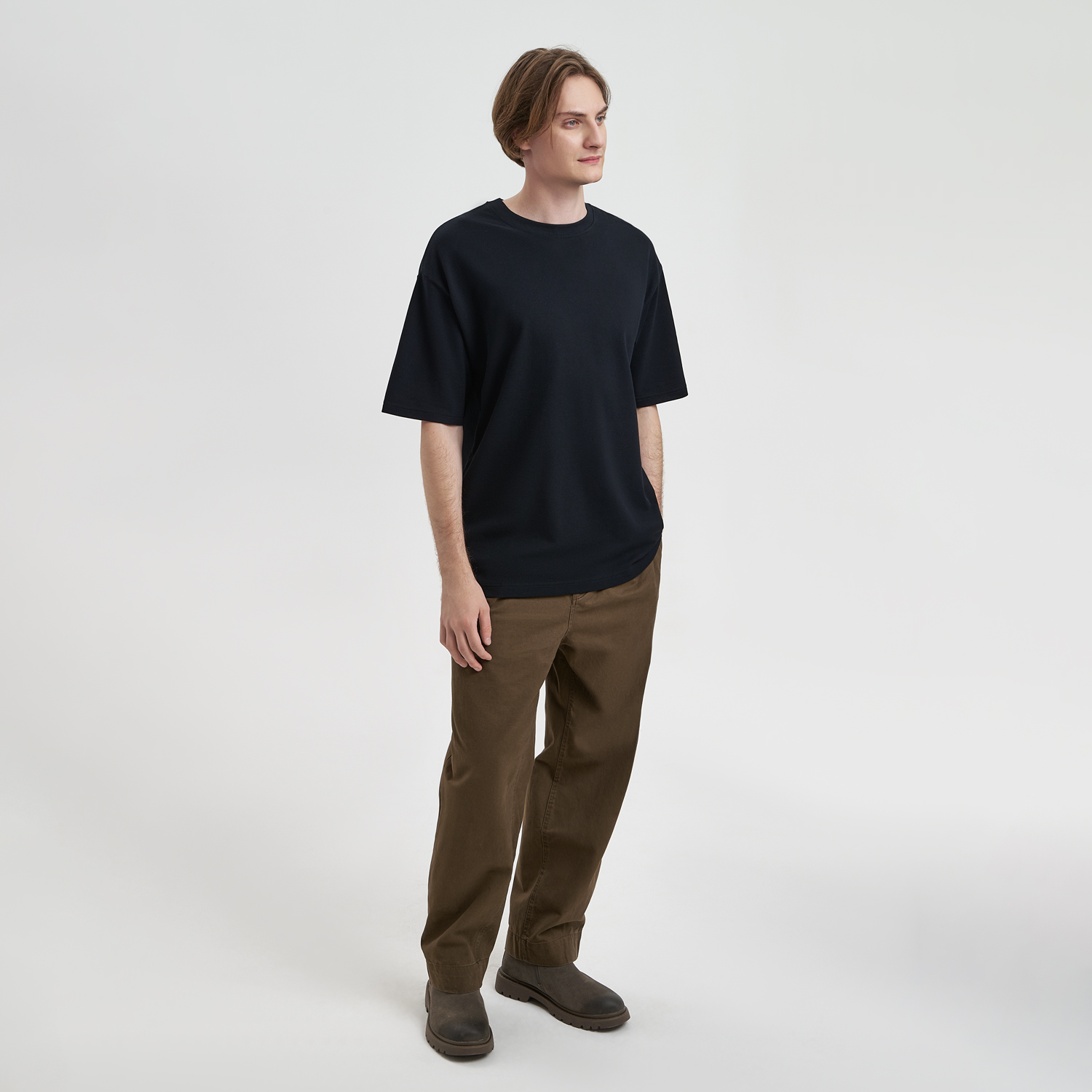 Футболка унисекс премиум AURA, черный