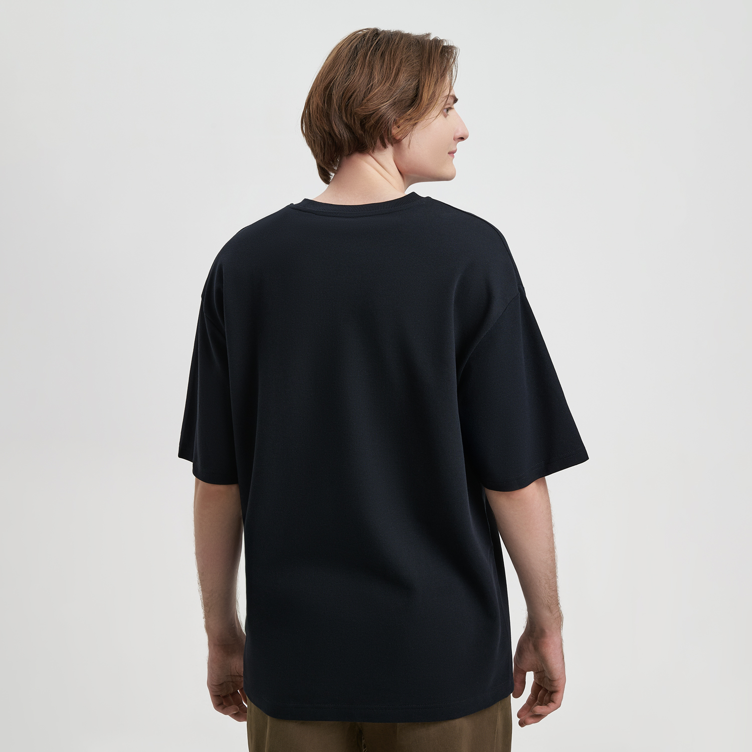 Футболка унисекс премиум AURA, 100% хлопок 200гр. черный, размер XL/2XL