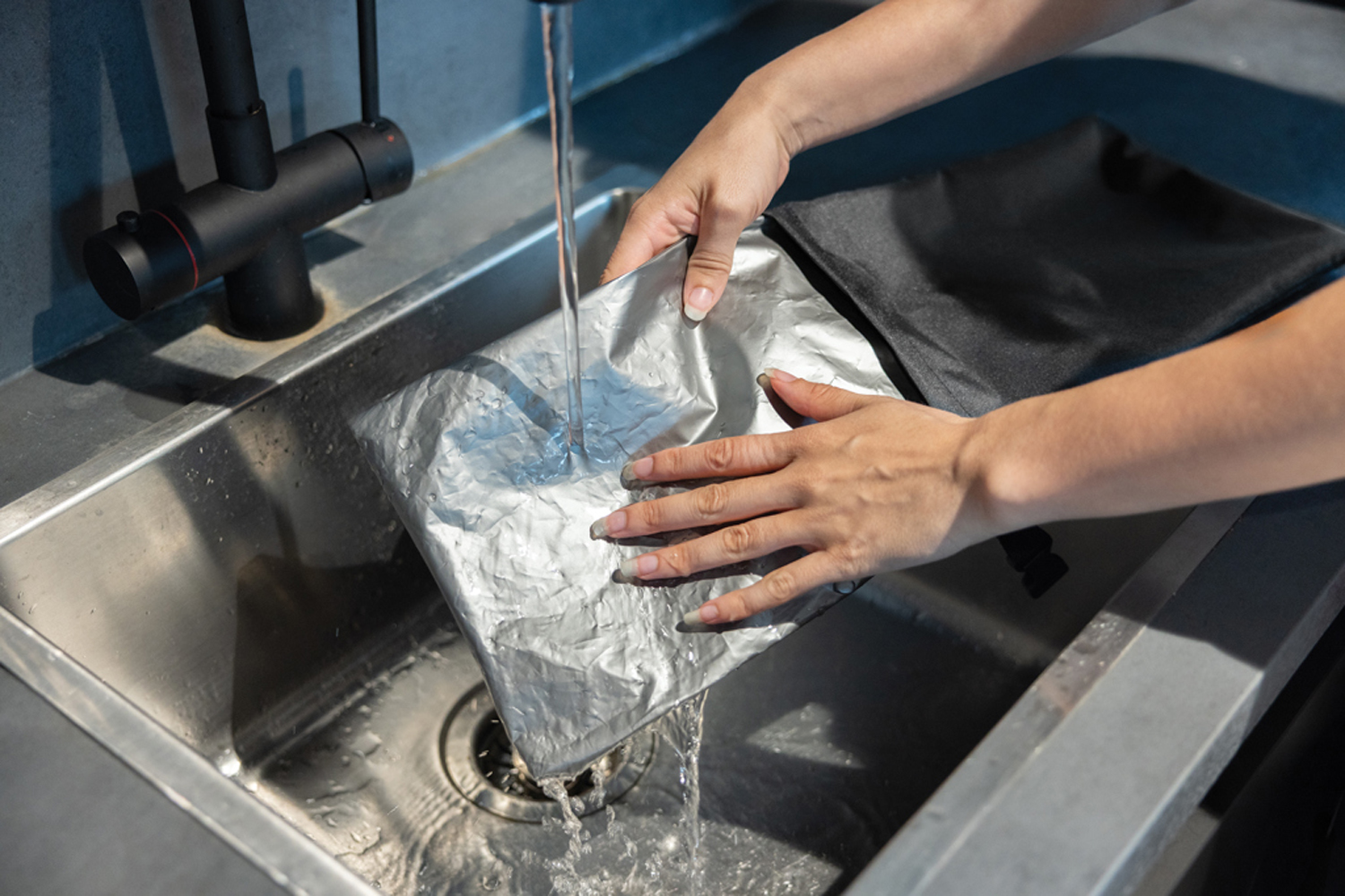 Сумка-холодильник Snackstrap из rPET AWARE&trade;, 30x20 см