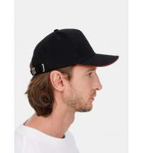 Бейсболка Classic 2.0, черная с красным кантом