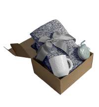 Подарочный набор HOLIDAY: плед, кружка, шар новогодний, коробка; синий