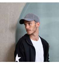 Бейсболка UNI-CAP POLARFLEECE, без панелей и швов, без застежки