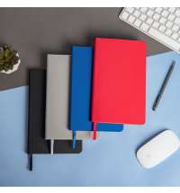 Ежедневник недатированный SIMPLY FIRM, А5,  красный, кремовый блок, в линейку