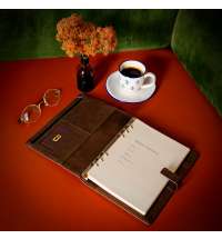 Ежедневник недатированный Coach, B5, коричневый, кремовый блок, подарочная коробка