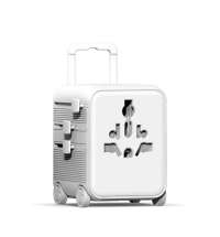 Универсальный адаптер Xoopar Luggie со встроенными вилками типов EU, UK, US и AUS