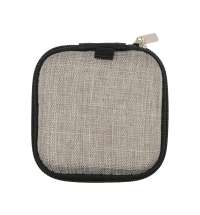 Набор &laquo;In motion&raquo; с наушниками и зарядным кабелем 3 в 1