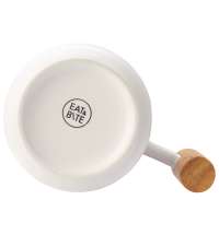 Кружка с ручкой и крышкой из каучукового дерева &laquo;Jeny&raquo;