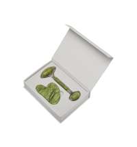 Подарочный набор роллер и гуаша из нефрита &laquo;Rituals&raquo;