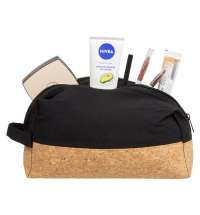 Подарочный набор с расческой, пилкой для ногтей, бальзамом для губ в косметичке