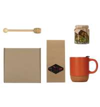 Подарочный набор с чаем, кружкой, медом и ложкой для меда