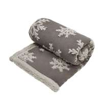 Плед Snowflake новогодний с капюшоном