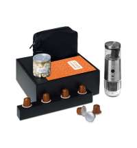 Подарочный набор &laquo;Re:y. Boost&raquo; с кофемашиной, капсулами и косметичкой