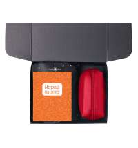 Подарочный набор &laquo;Re:y. Boost&raquo; с кофемашиной, капсулами и косметичкой