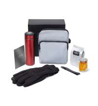 Подарочный набор &laquo;Re:m. Step&raquo;  с термосом, перчатками и сумкой