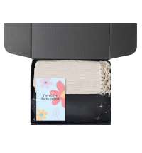 Подарочный набор &laquo;Re:f. Shelter&raquo;  с пледом, зеркалом, свечой и диффузором