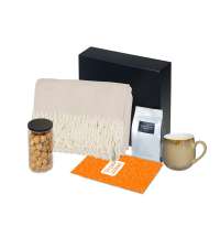 Подарочный набор &laquo;Re:y. Haven&raquo;  с пледом, кружкой и чаем