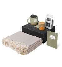 Подарочный набор &laquo;Re:y. Nest&raquo; с пледом, кружкой и вареньем