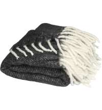 Плед &laquo;Долли&raquo; из переработанных материалов