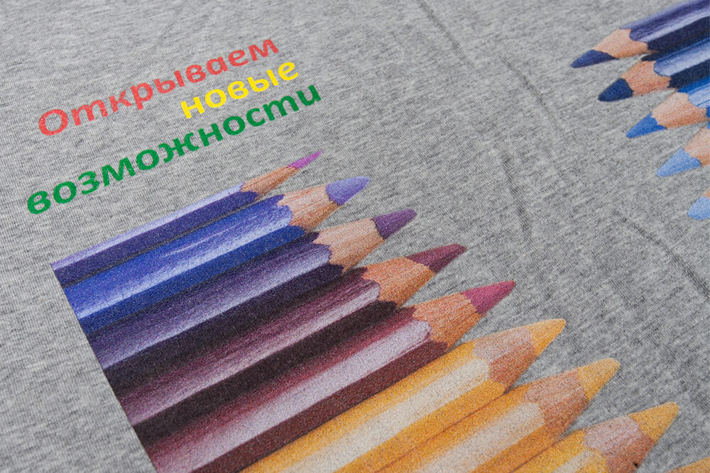 Полноцветная прямая печать на цветных футболках, рубашках и поло